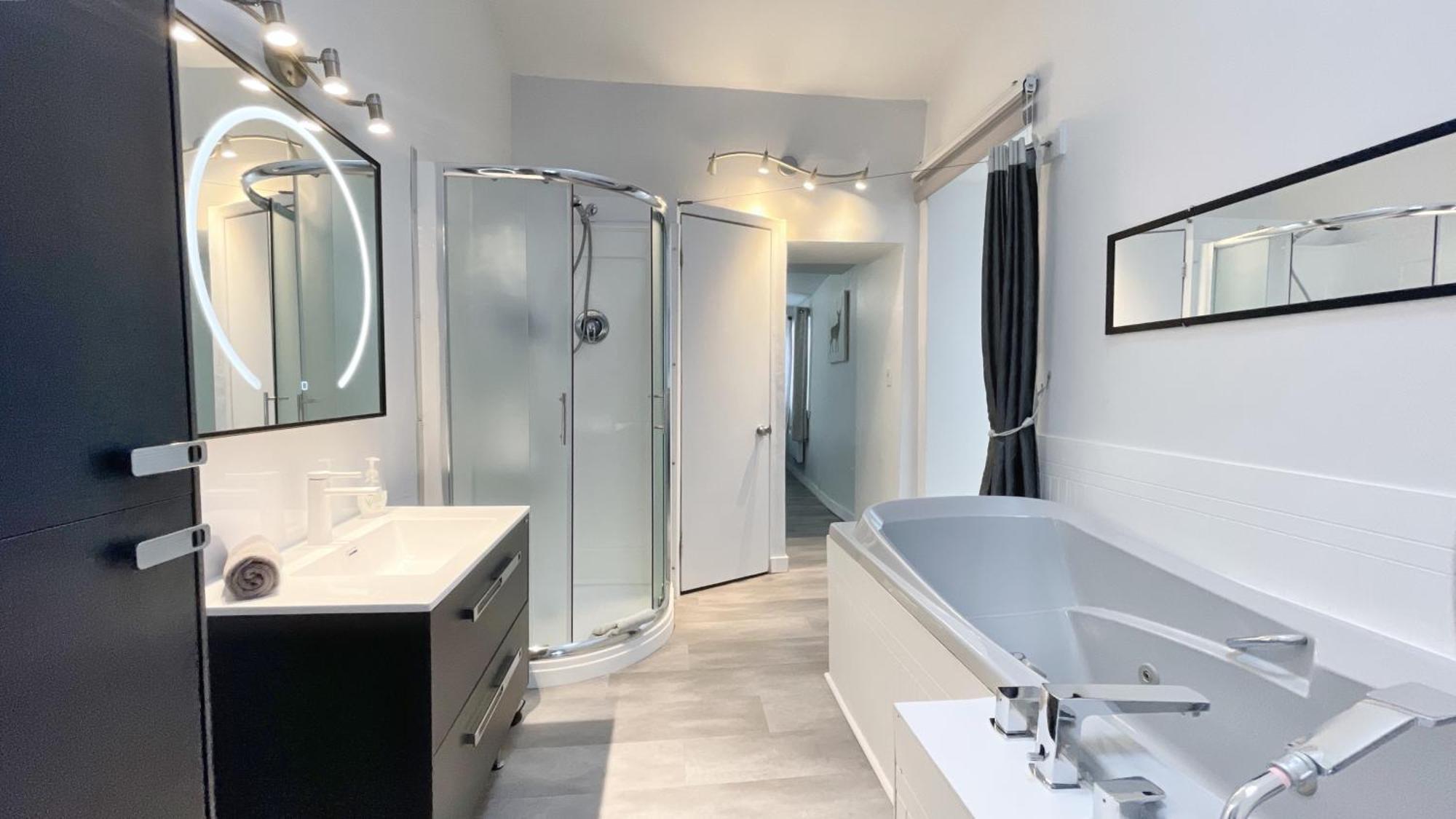 Quebec Grand Appartement By Hebergements Dcl Exterior foto
